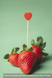 Fresh strawberries with a heart 5QQGG5