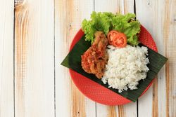 Ayam penyet geprek, Indonesian spicy garlic chicken dish