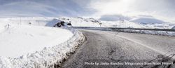 Road in ski resort of Sierra Nevada in winter 56YNY0