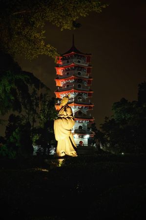 Chinese Pagoda and Statue at the Chinese Gardens