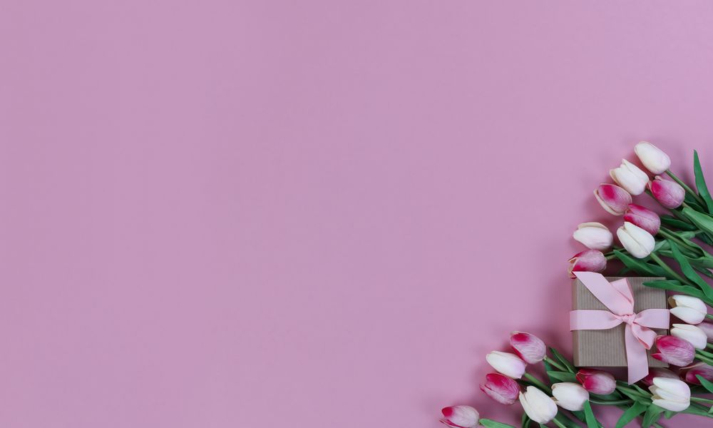 Easter or Mother’s Day holiday on a light pink setting