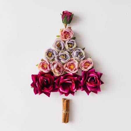 Christmas tree made of flowers and cinnamon sticks