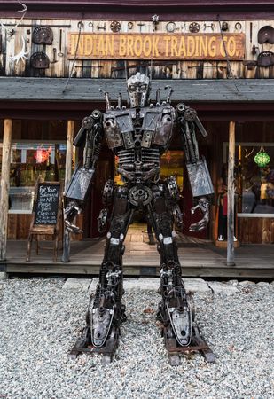 Imposing metal-art robot at the Indian Brook Trading Co. Bethlehem, New Hampshire