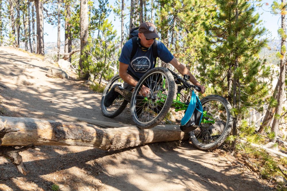 Maneuvering obstables with an off-road wheelchair