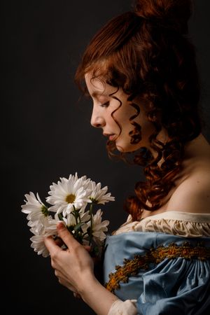 woman in medieval clothing