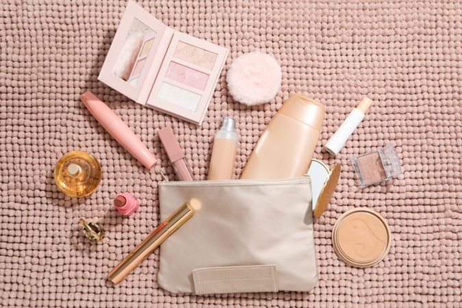 Bath accessories, toilet bag for different self care items