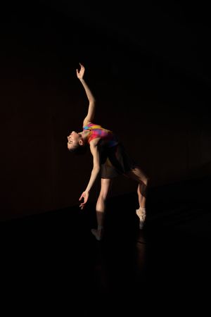 Warm-up and rehearsal of a professional ballet dancer