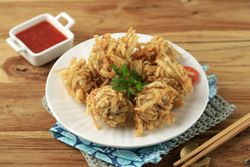 Udang Rambutan, Crispy Dimsum Chinese Dumpling with Shrimp Coating with Noodle