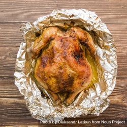 Baked chicken in foil bY12Gb