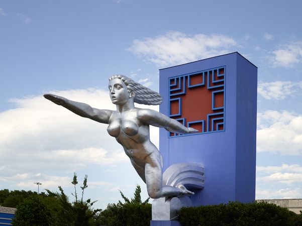 Art Deco statue of woman at Fair Park, in Dallas, Texas