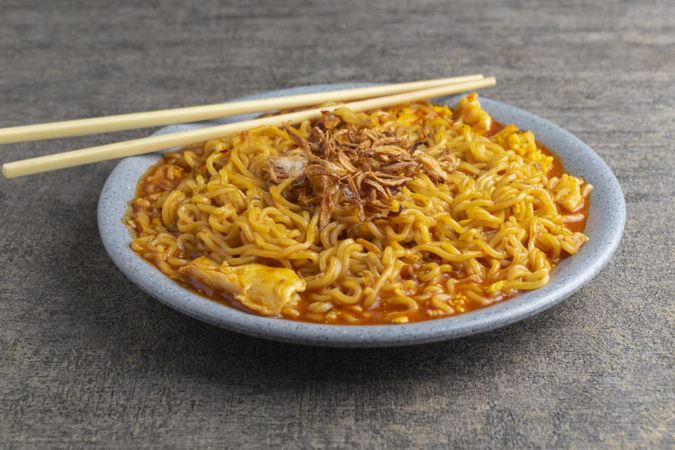 fried instant noodle
