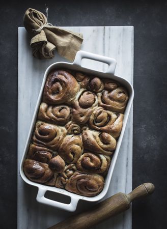 Baking dish with cinnamon rolls