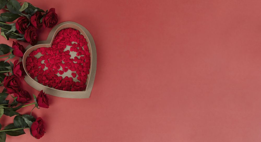 Valentine’s day celebration with roses and tiny hearts