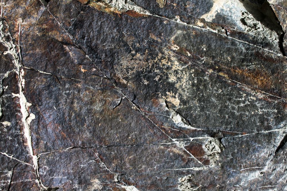 Various lines on rock face