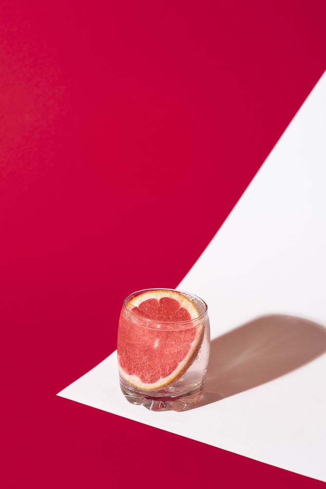 Tonic water with citrus fruit