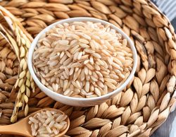 Brown rice on porcelain bowl