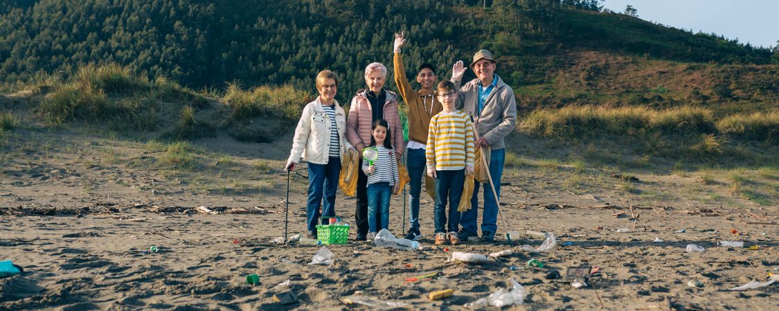 Volunteers ready to clean the beach