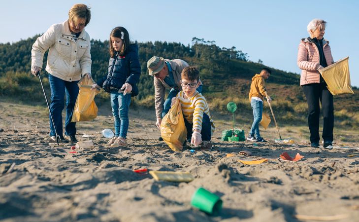 Volunteers cleaning the beach
