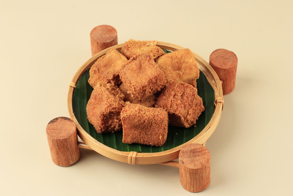 Serving of Indonesian deep fried tofu