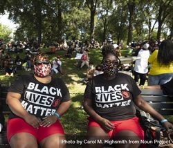 Two women in masks and Black Lives Matter t-shirts, Washington, D.C. 5RpeNb