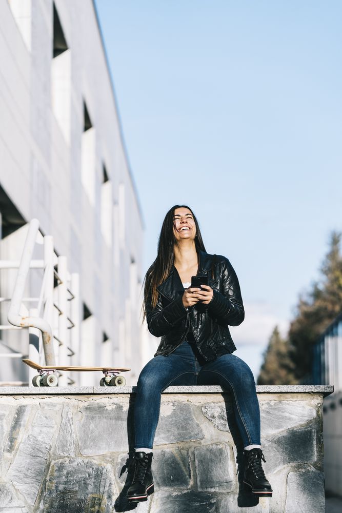Woman chatting on the mobile phone