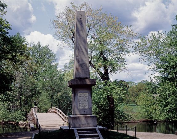 Old North Bridge and the Daniel Chester French monument, Concord, Massachusetts