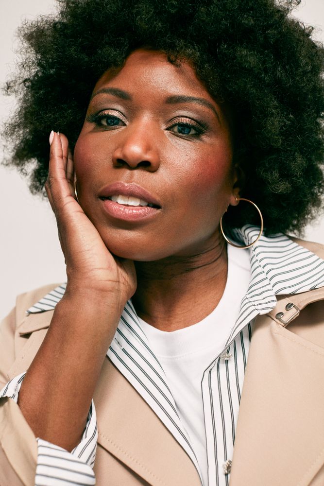 Close up of Black woman with curly hair