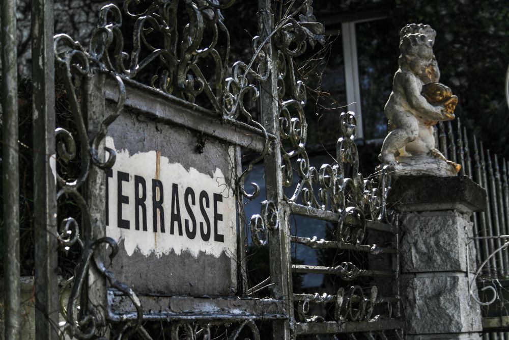 Entrance to graveyard