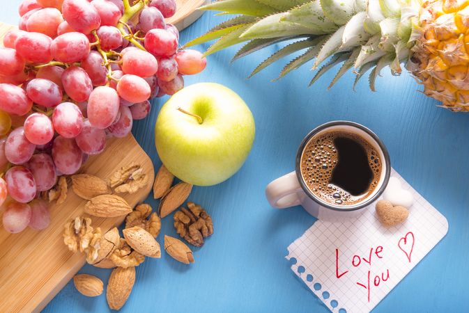 Love you note and healthy breakfast and coffee