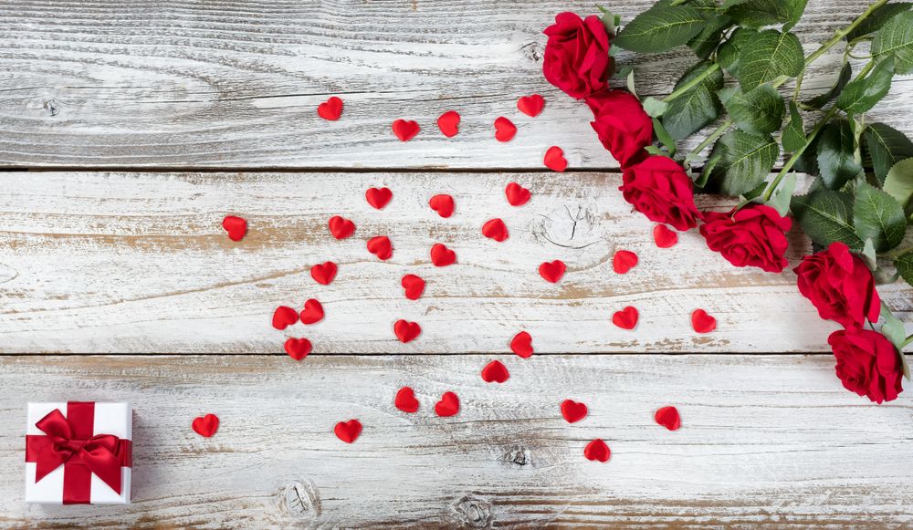 Valentine’s gift with heart shapes and red roses