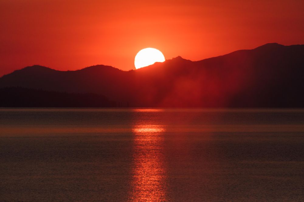 Stunning sunrise over lake in Yellowstone National Park
