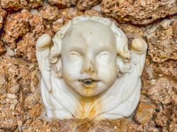 Angel face fountain