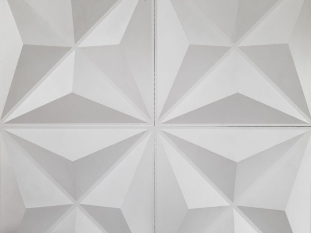 Geometric square triangles
