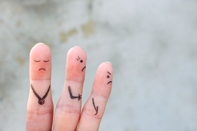 Fingers art of wife leaves a husband. The concept of divorce.