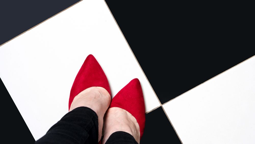 Selfie feet in shoes