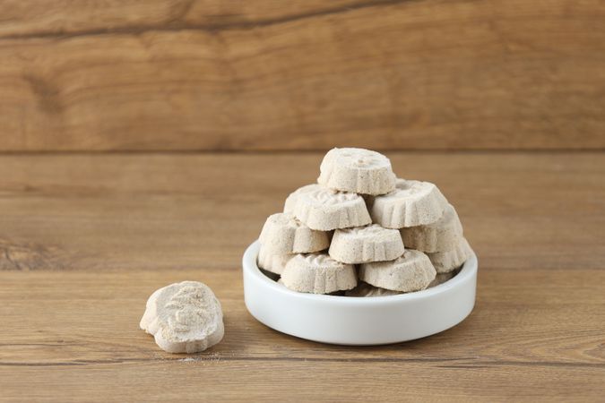 Kue Satu or Kue Koya, Mung Bean Cookies
