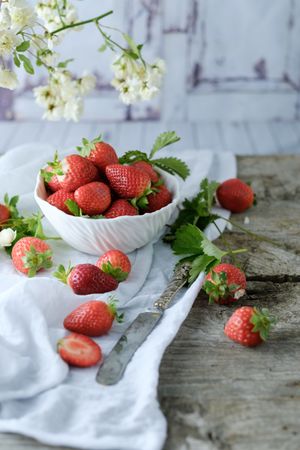 Dessert of ripe strawberries