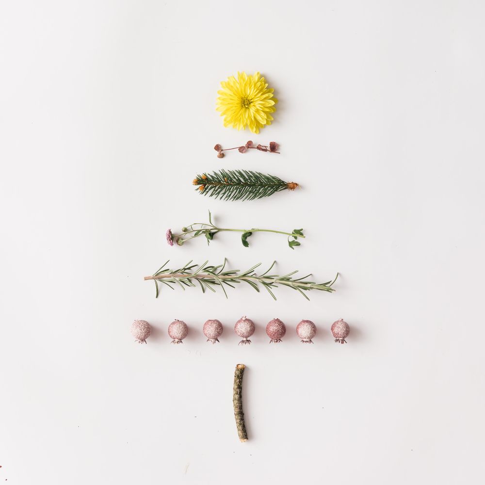 Christmas tree made of leaves and flowers