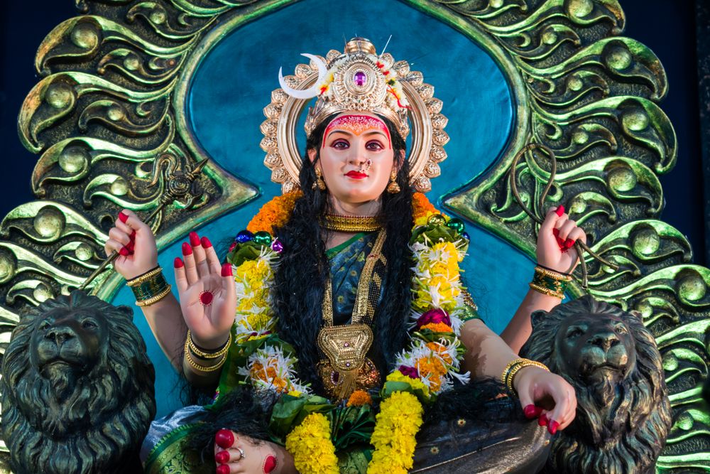 A beautiful idol of Maa Durga being worshipped at a temple in Mumbai for the auspicious Indian festival of Navratri