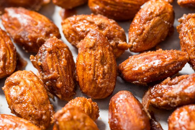 Homemade Caramelized Cinnamon Almonds
