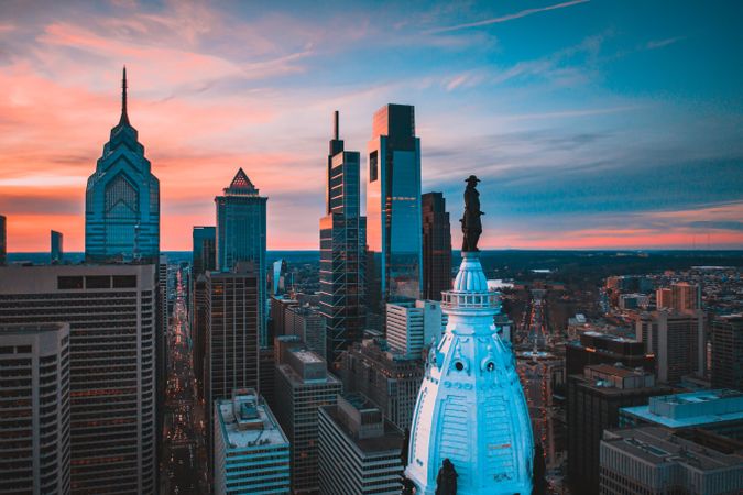 Philadelphia's city skyline at sunset in Pennsylvania, US