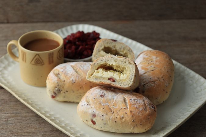 Roti Macan, Cranberry Cheese Bread