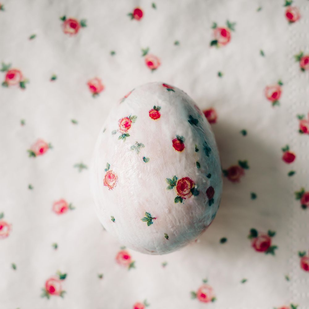 Floral patterned Easter egg with matching background