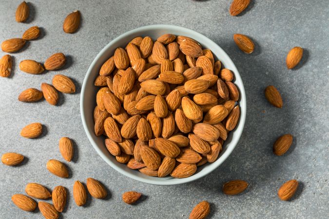 Organic Raw Whole Dry Almonds