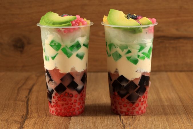 Es Teller Sultan in Plastic Cup