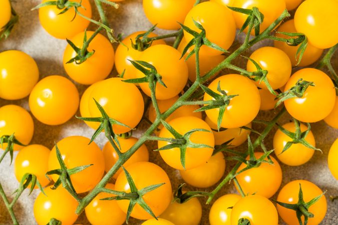 Organic Raw Yellow Cherry Tomatoes