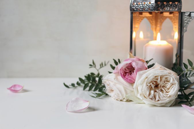 Burning silver Moroccan, Arabic lantern with pink roses