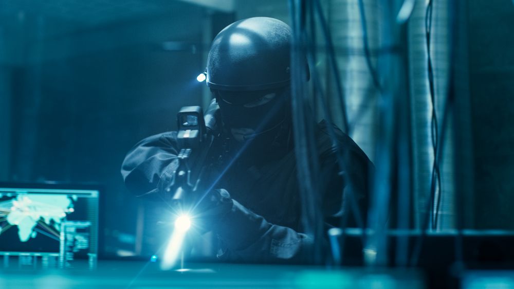 Cyber War Special Forces Fully Armed Soldier Uncovers Internationally Wanted Hacker's Hideout Place.