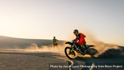 Dirt bikers off roading in desert 5pnxNb