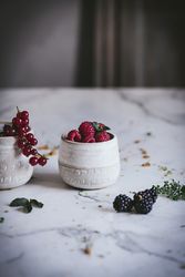 Lime pie with berries